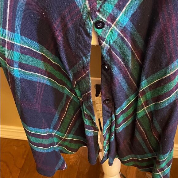 Catherines Blue and Green Plaid Button Down Shirt - Picture 4 of 6